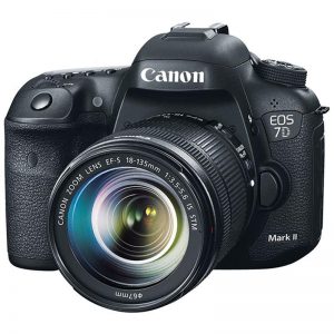 máy ảnh Canon EOS 7D Mark II