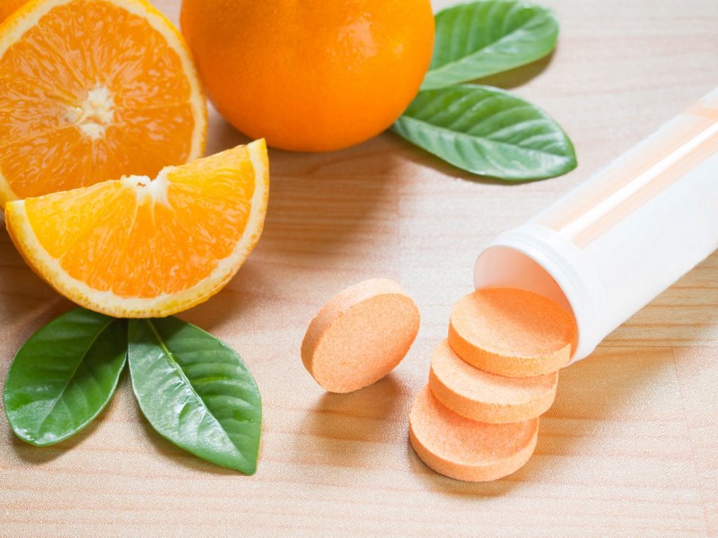 Uống vitamin C thường xuyên giúp điều trị bệnh huyết áp